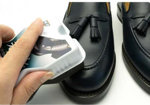 【祝!新生活】忙しいあなたにオススメ! ヴィオラ 靴用ツヤ出しスポンジで簡単靴磨き