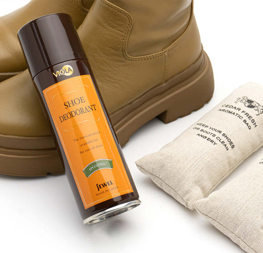 ブーツの臭いや蒸れを解消する、お助け神アイテム【においの悩み・消臭対策】