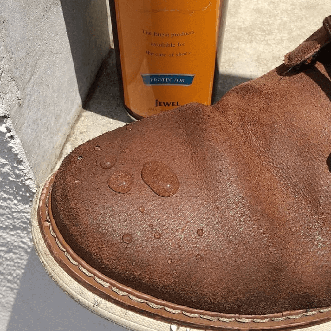 突然の雨に困った…『大活躍の防水スプレー』ご紹介