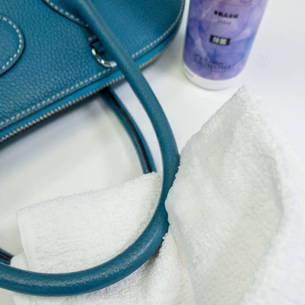 レザーマスター Leather MASTER レザーストロングクリーナー フォーム 200ml