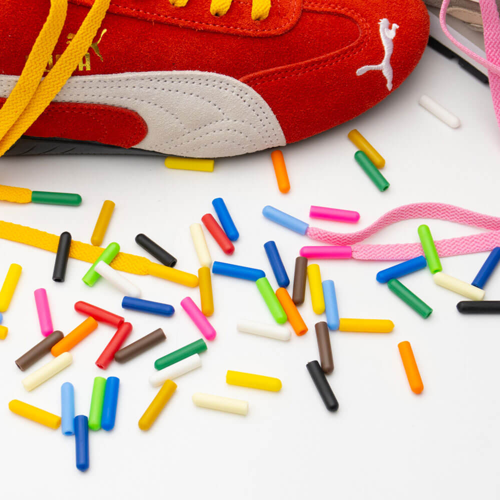 【新発売】スニーカーの紐の先の色が変えられる！紐のキャップが登場！